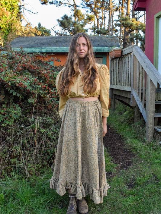 Chesnut Ditsy Floral Ruffle Western Skirt