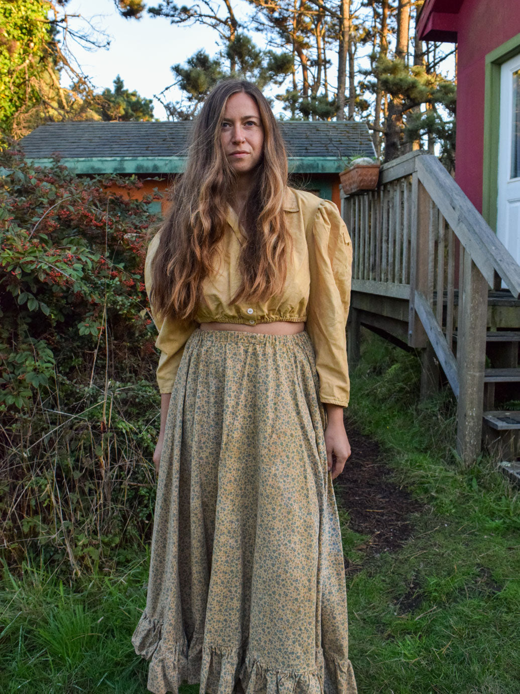 Chesnut Ditsy Floral Ruffle Western Skirt