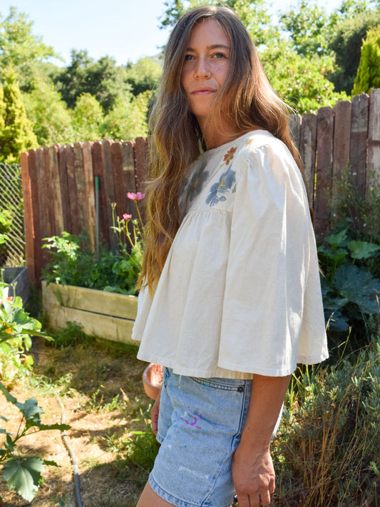 Flower Hammered 3/4 Sleeve Flowey Crop