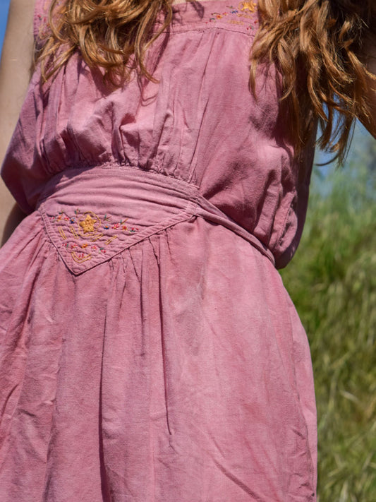 Lac Embroidered Tie-back Mini