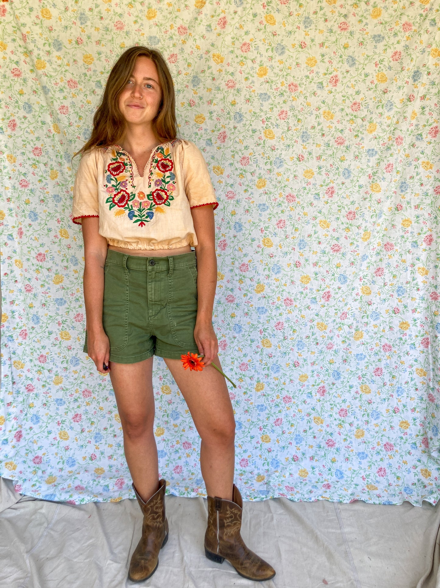 Coreopsis Cropped Embroidered Blouse