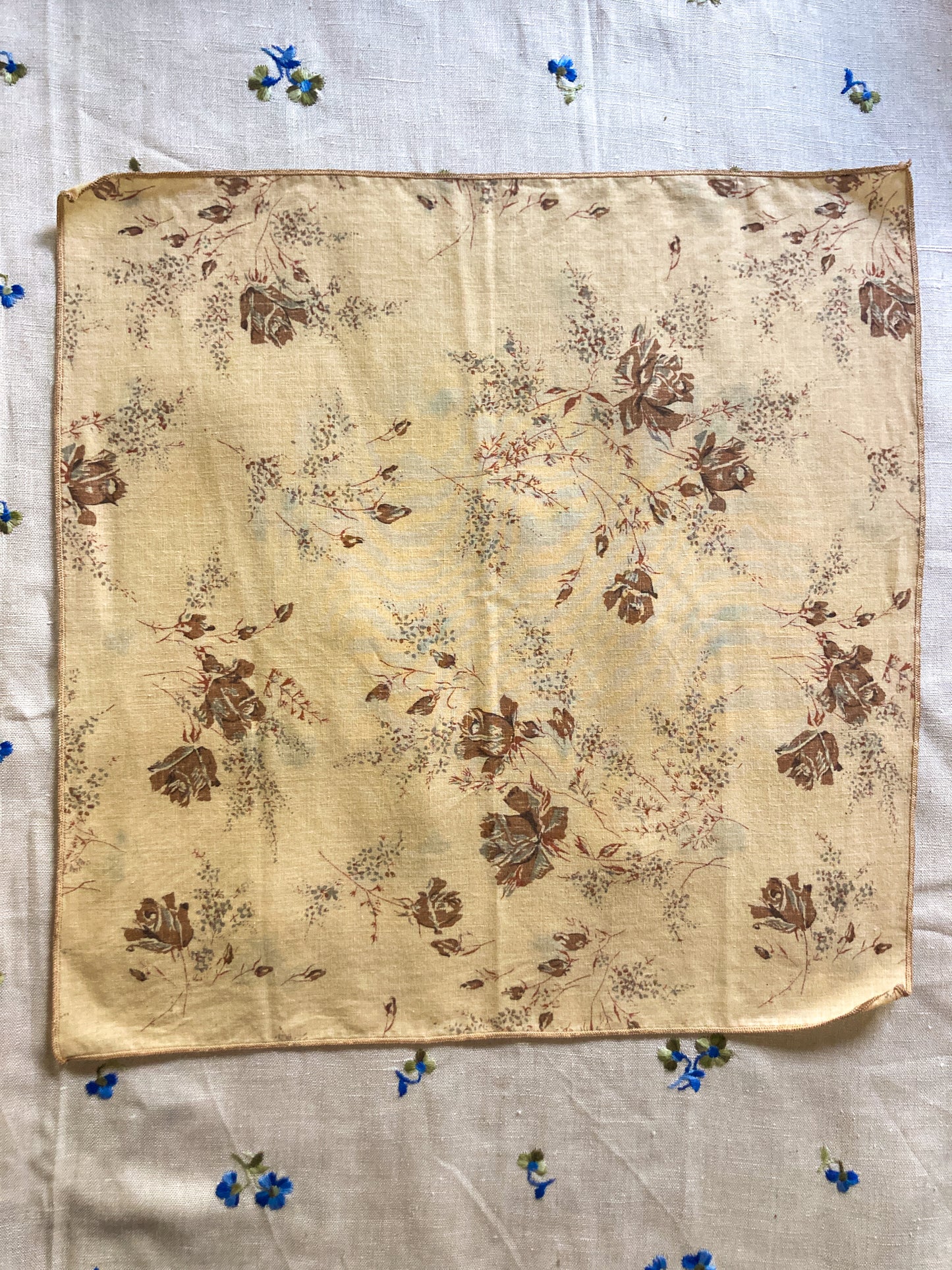 Marigold Rose Lightweight Bandana