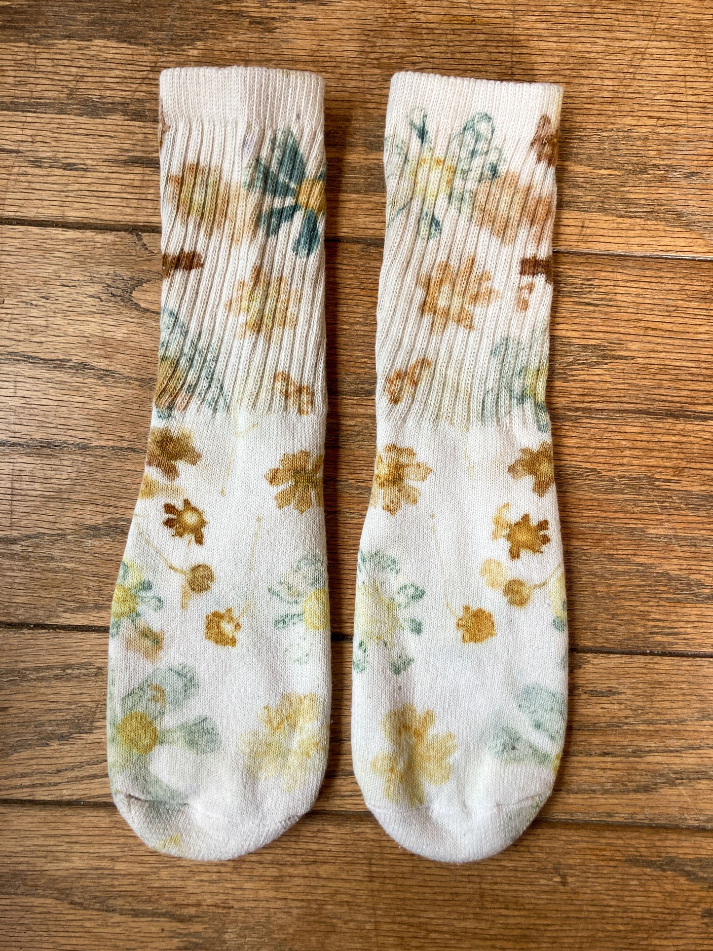 Flower Pressed Crew Socks- Natural