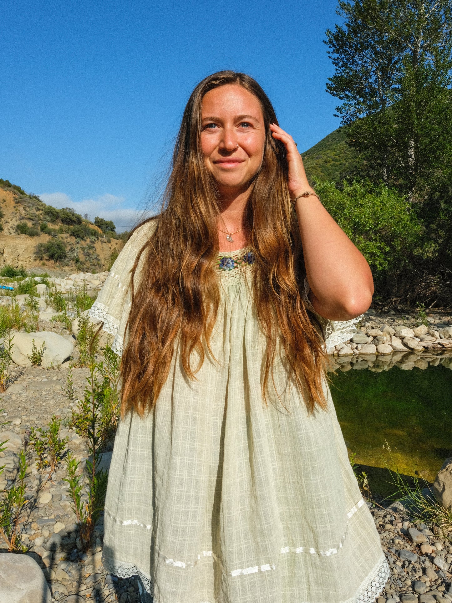 Chlorophyllin Embroidered Long Tunic