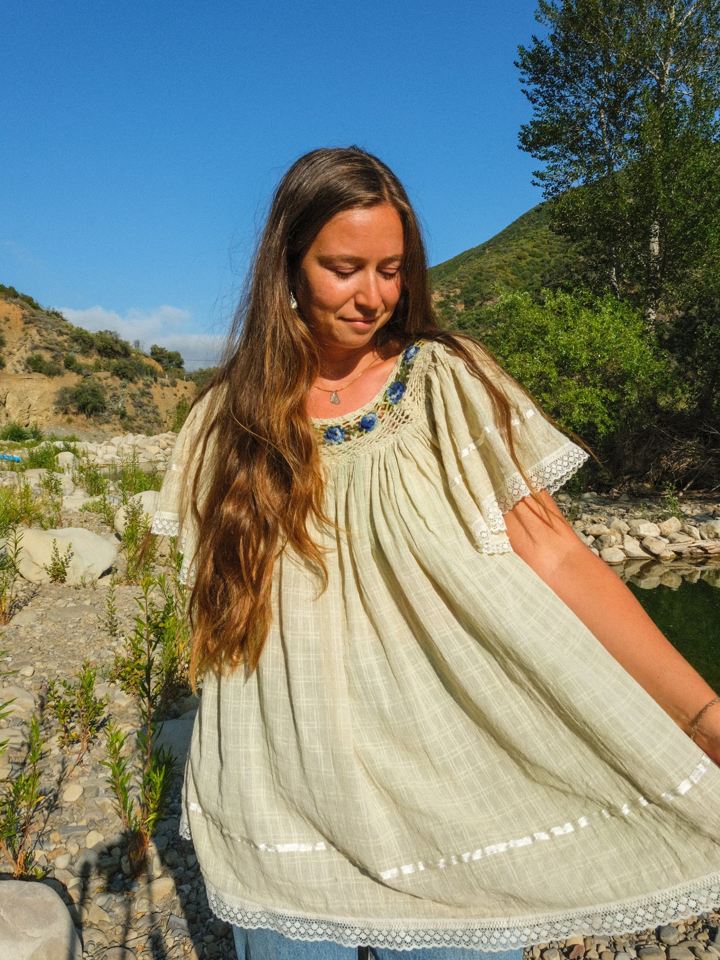 Chlorophyllin Embroidered Long Tunic