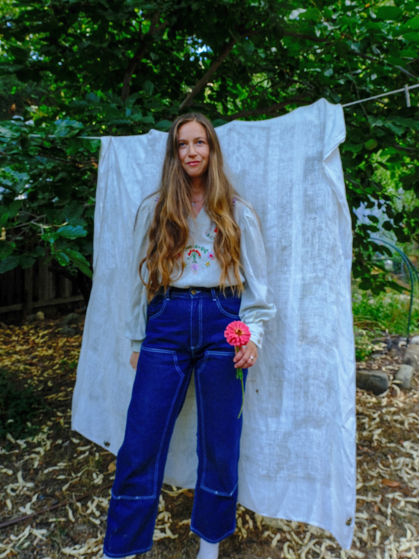 Scabiosa Flower Emroidered Gauze Blouse