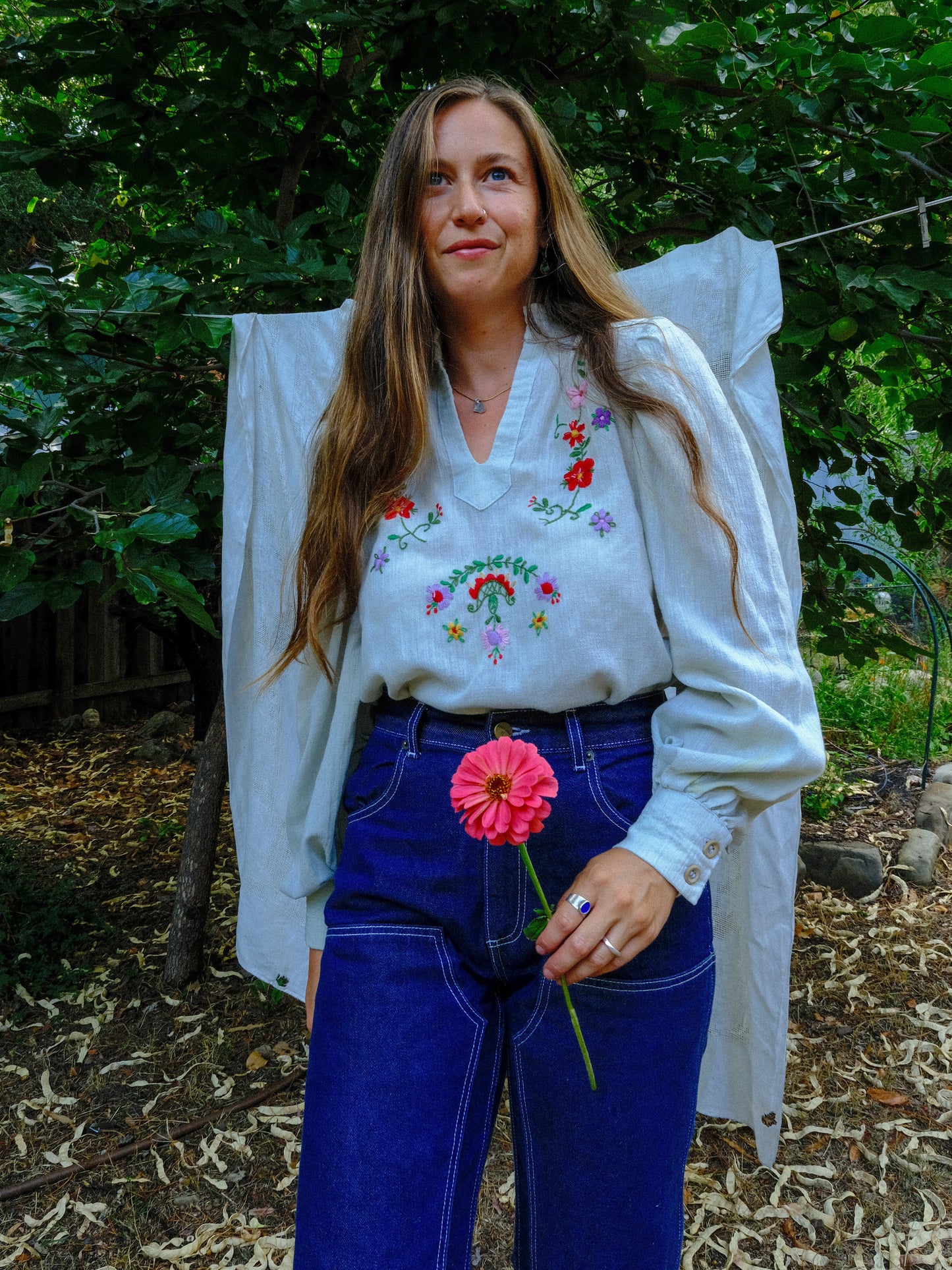 Scabiosa Flower Emroidered Gauze Blouse