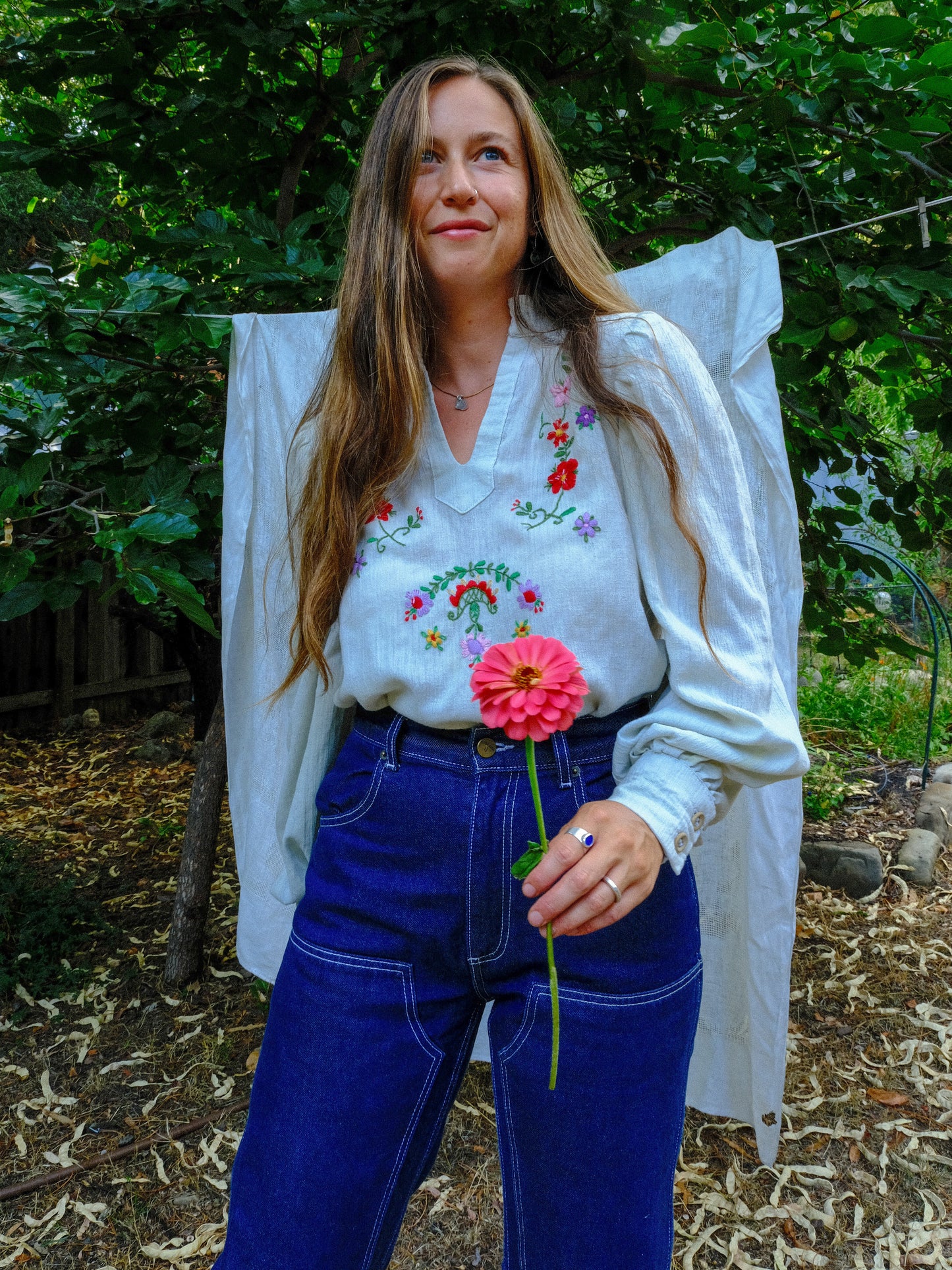 Scabiosa Flower Emroidered Gauze Blouse