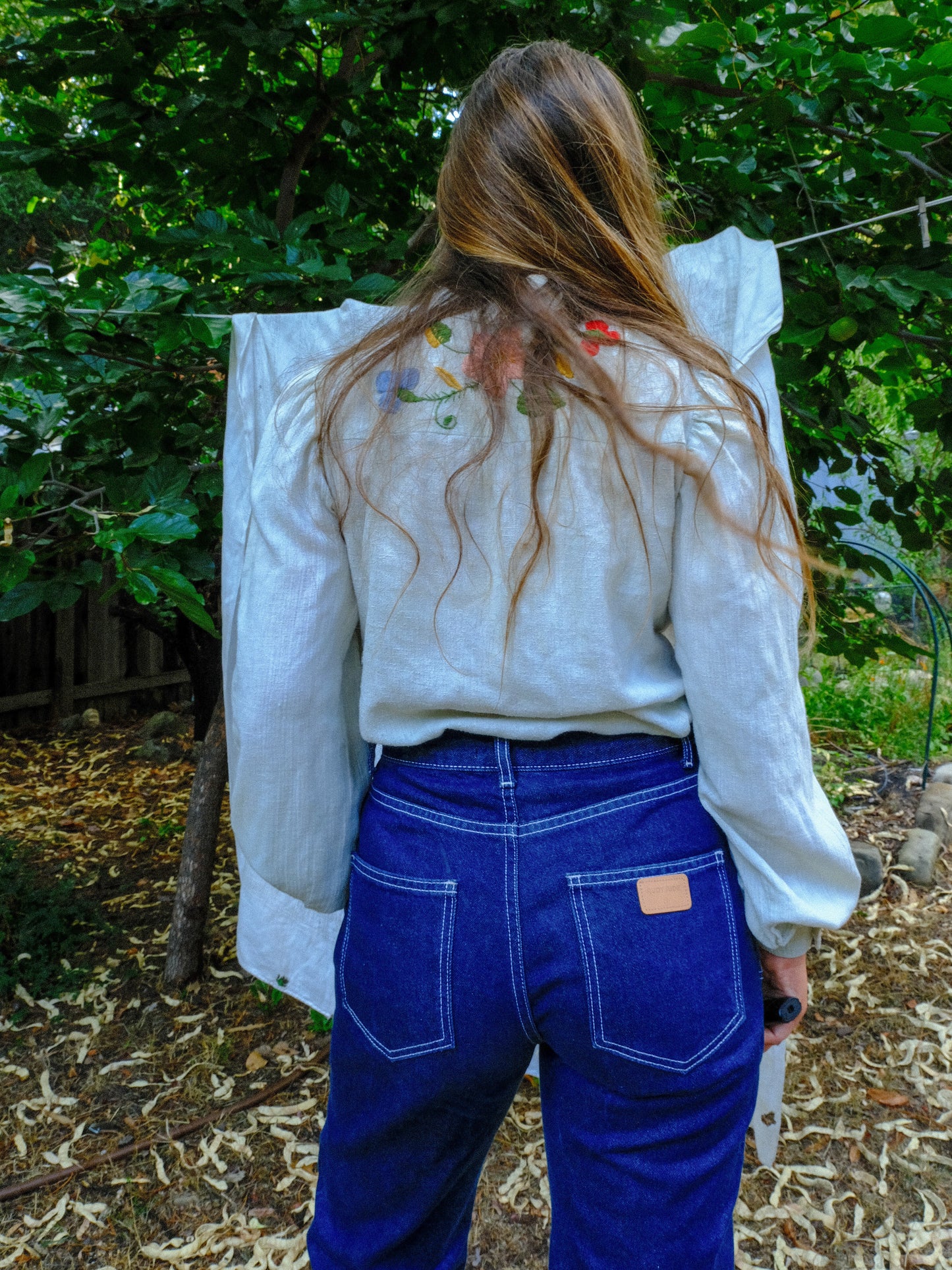 Scabiosa Flower Emroidered Gauze Blouse