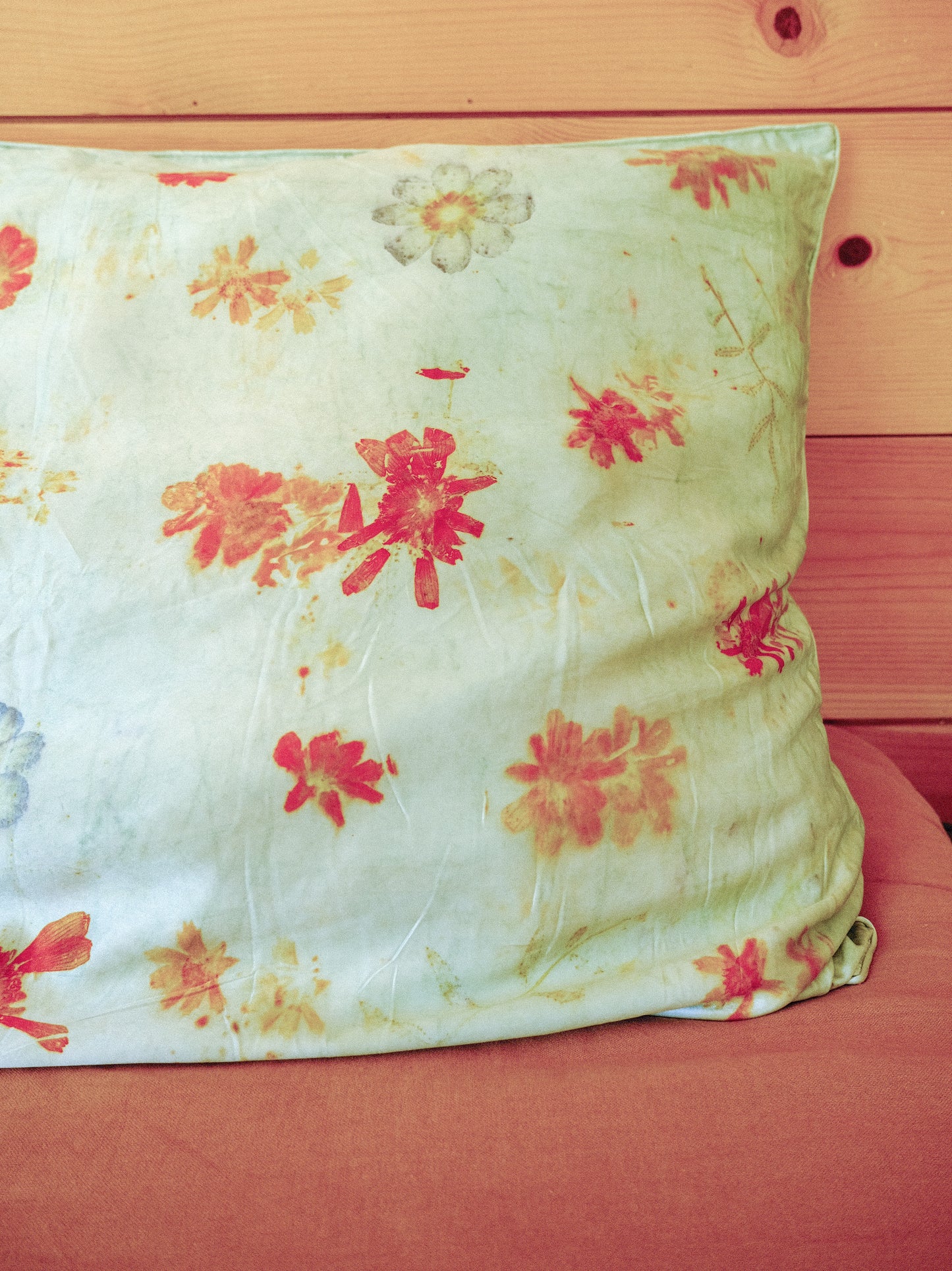 Chlorophyllin Eco-printed Silk Pillowcase Set