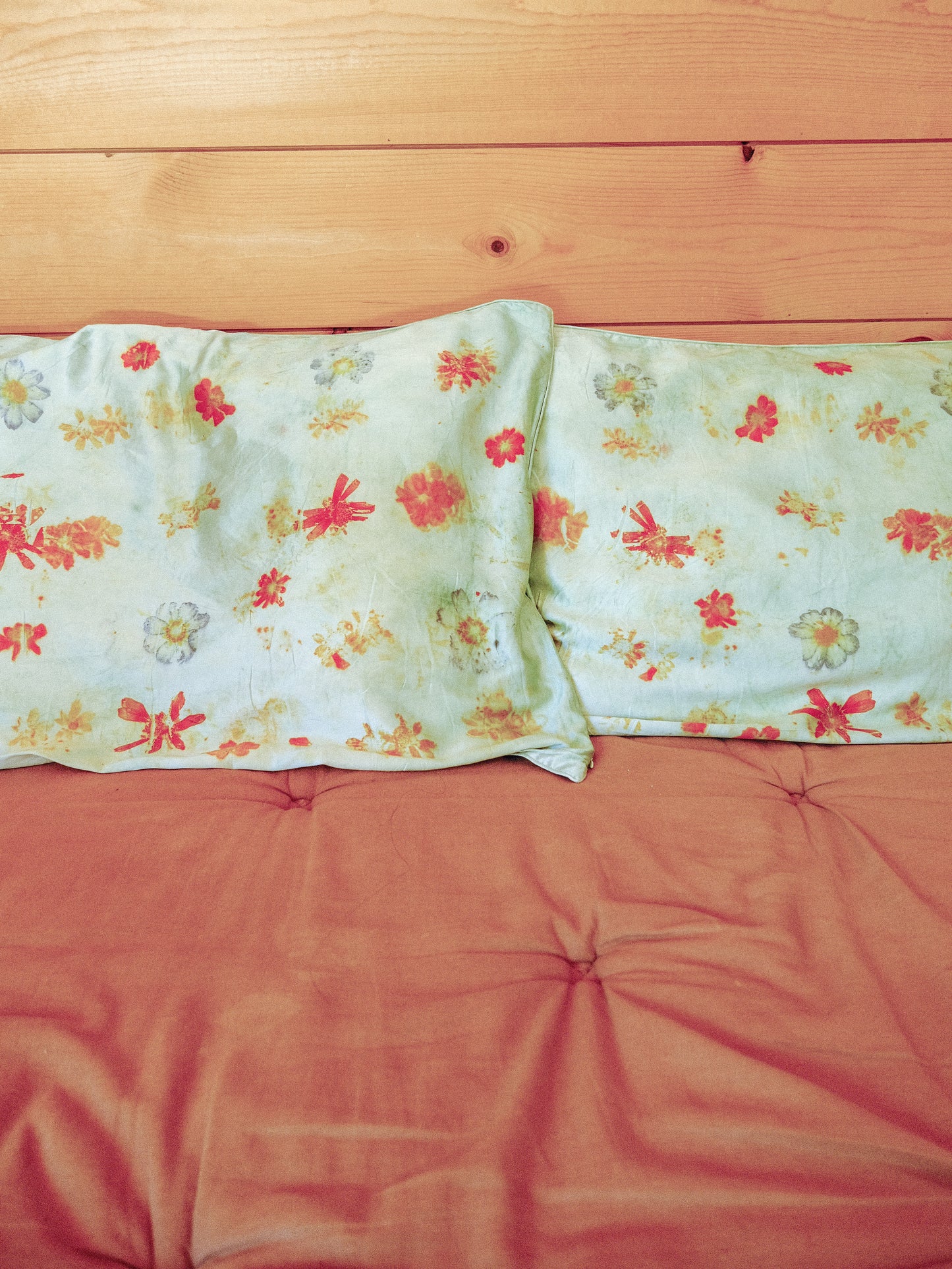 Chlorophyllin Eco-printed Silk Pillowcase Set