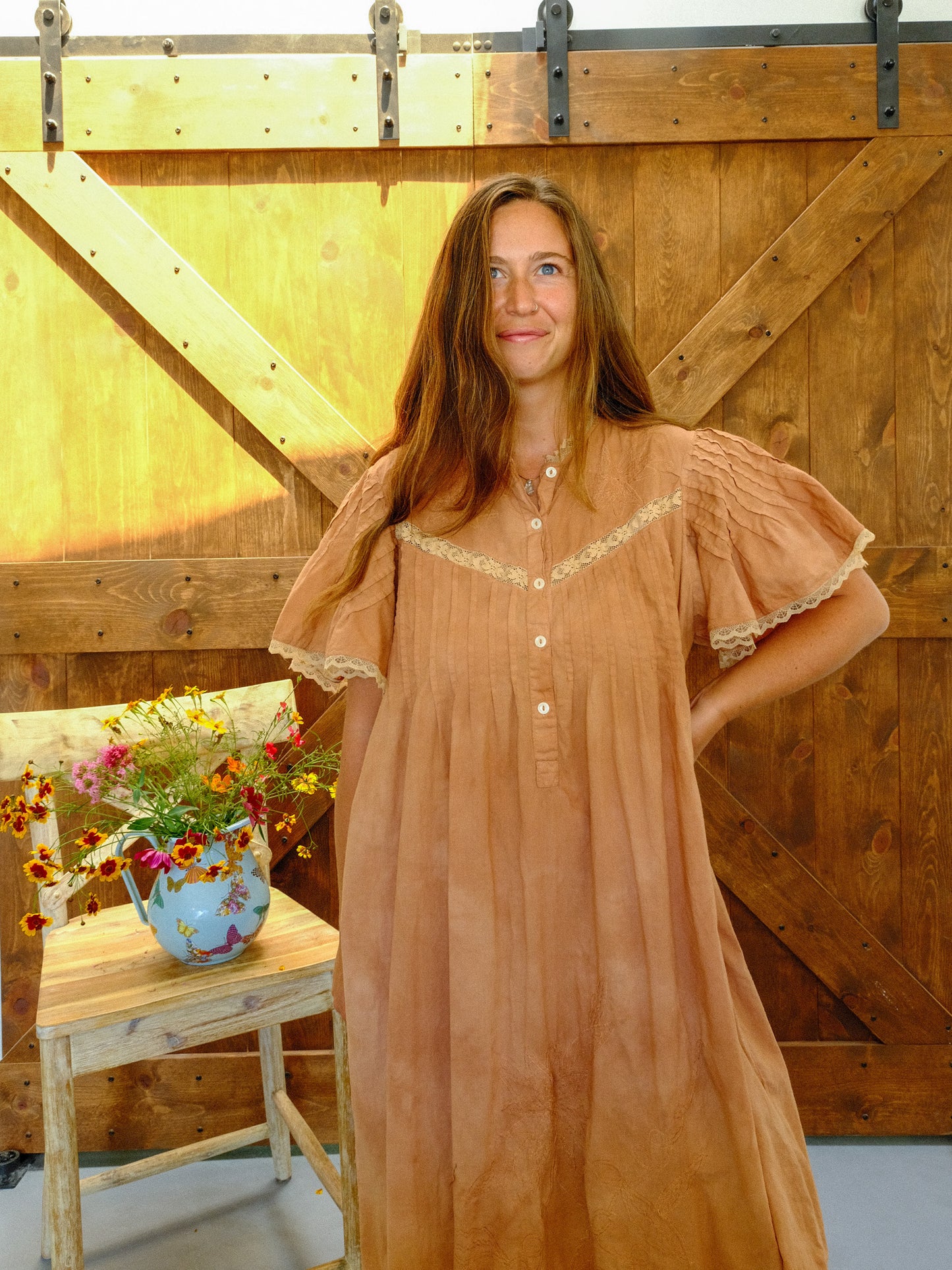 Cutch Butterfly Sleeve Lace Hem Dress