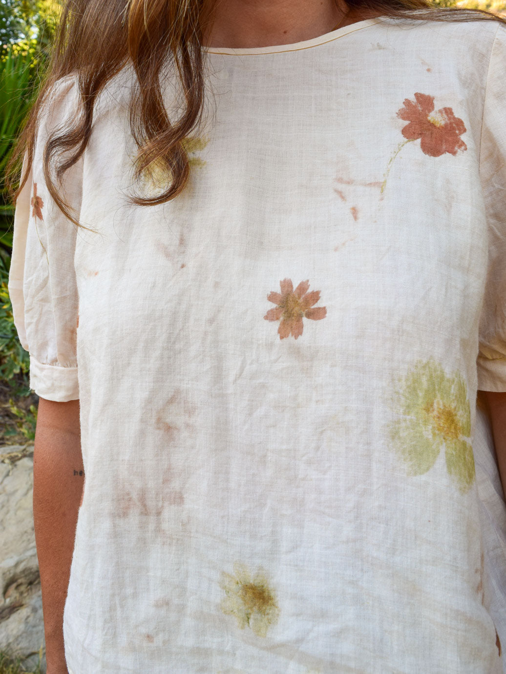 Flower Hammered Puff Sleeve Blouse