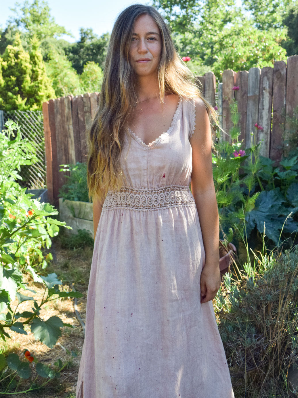 Lac V-neck Lace Maxi Dress