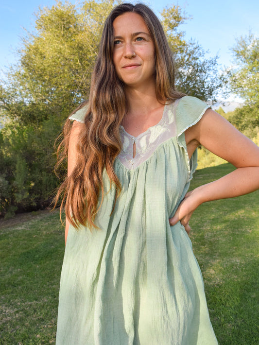 Chlorophyllin Soft Gauze Midi Dress