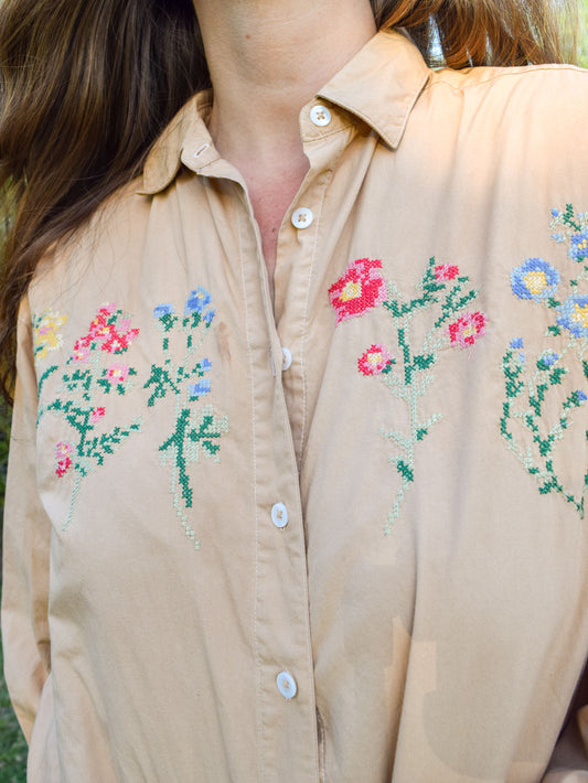 Cutch Flower Embroidered Blouse