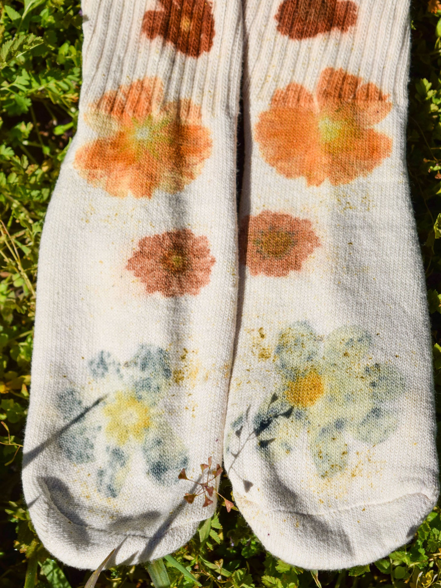 Garden Socks in Speckled Marigold
