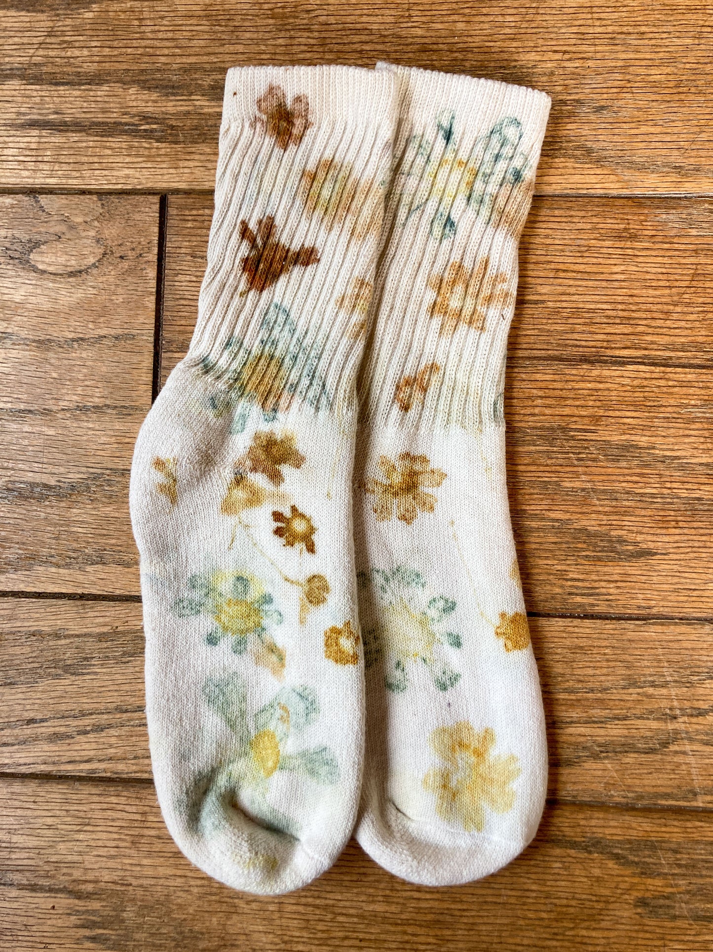 Flower Pressed Crew Socks- Natural