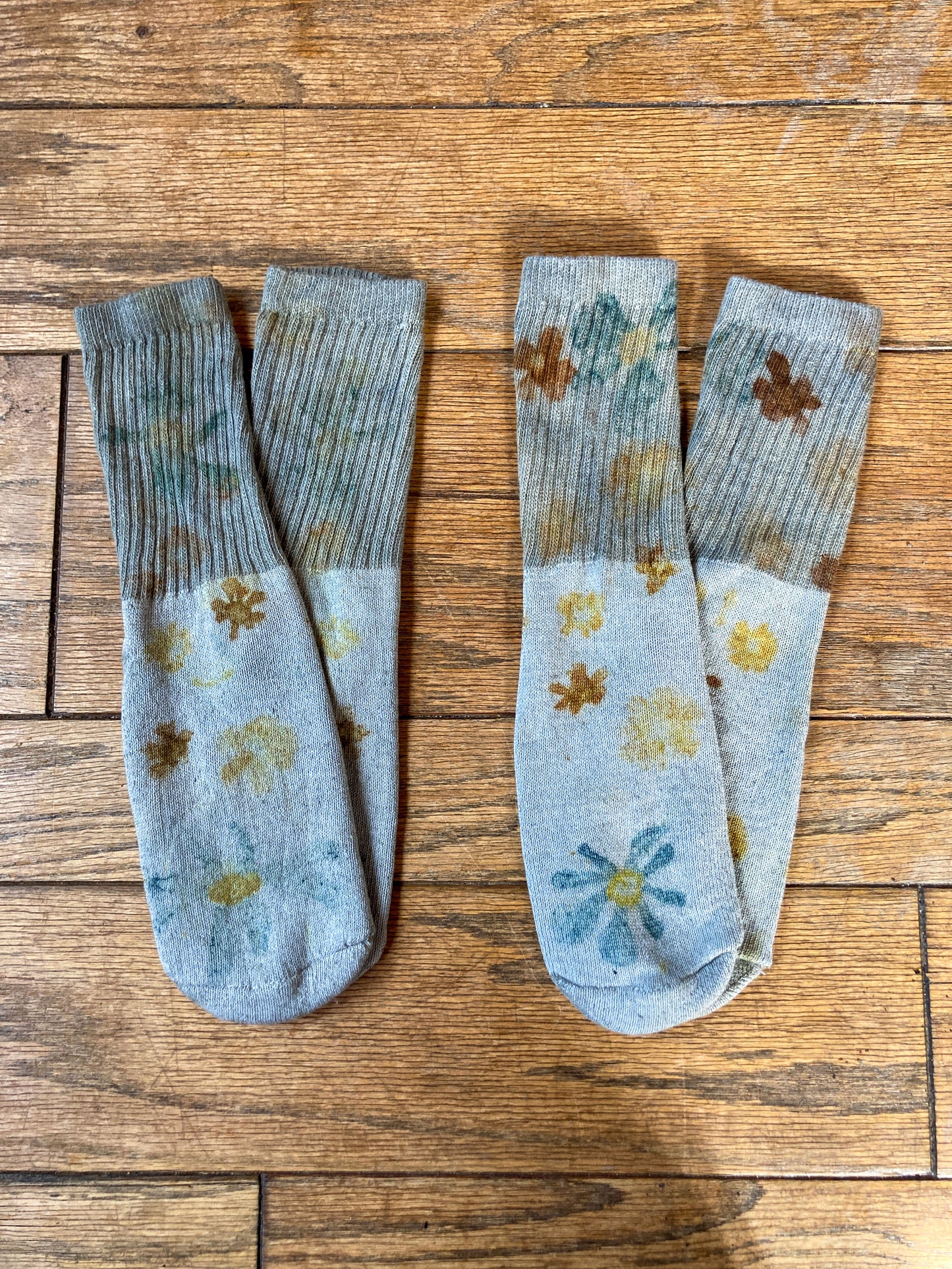 Flower Pressed Crew Socks- River Rock